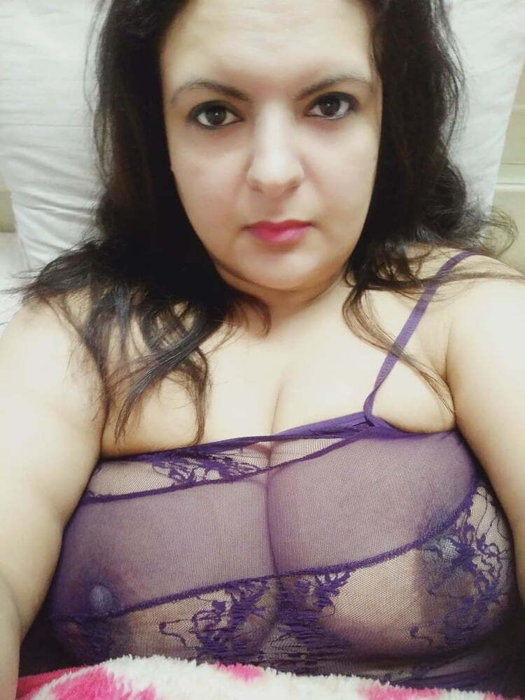 Arab Muslim sexy wife big  ass pussy